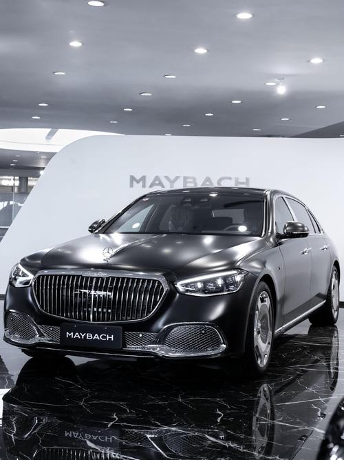 成都176岚图汽车的售后服务让用户无忧出行，迈巴赫未来的豪华车趋势