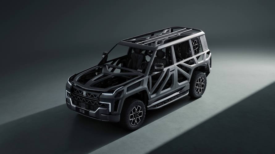 成都176仰望U8硬派越野的科技魅力，国能汽车对传统燃油车市场的冲击